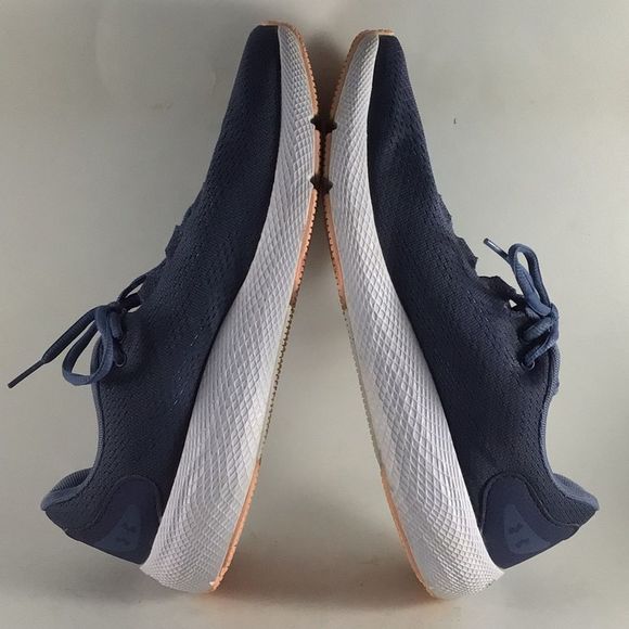 Under Armour charged pursuit womens running shoes navy blue size 9.5 3022604-401 - Picture 4 of 8